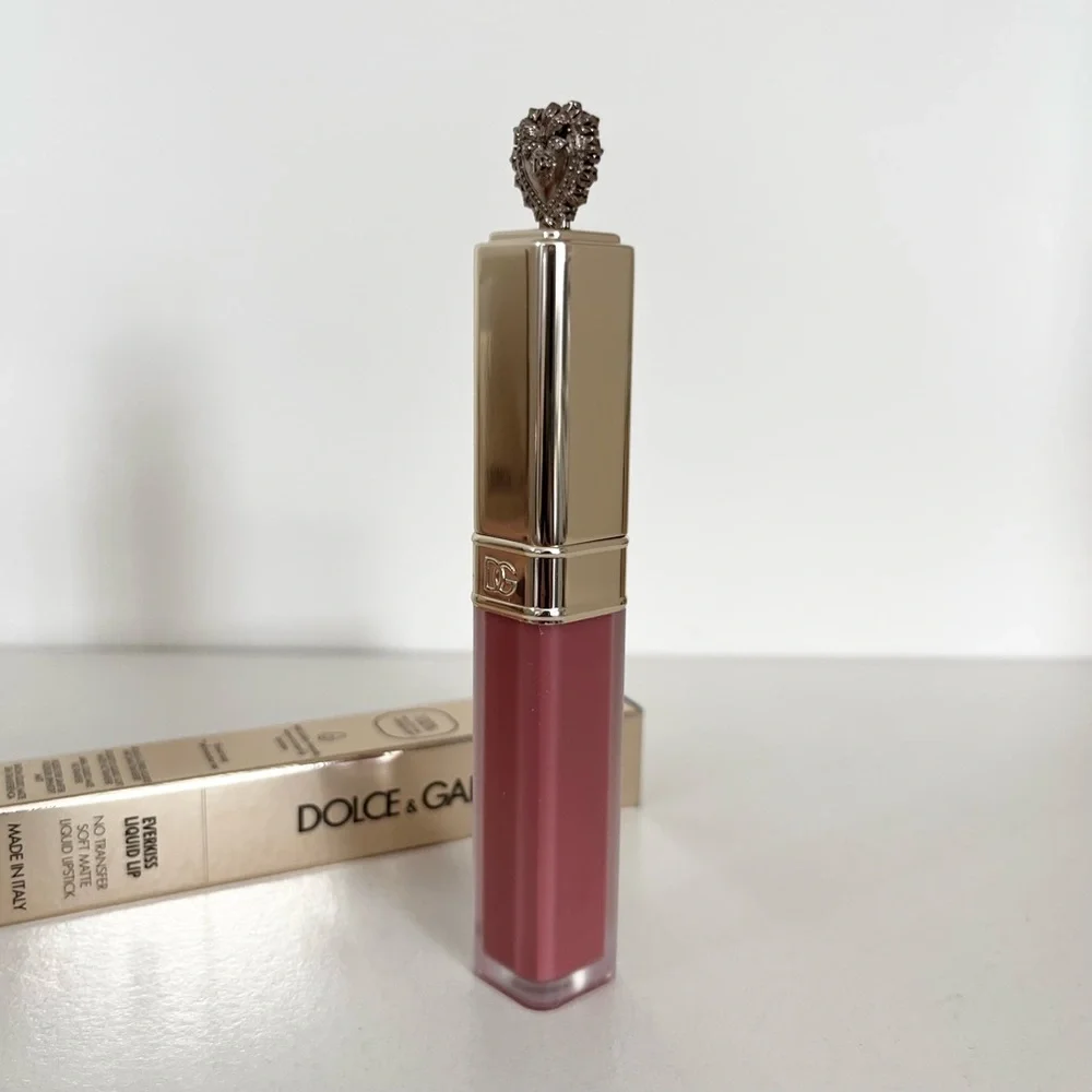Dolce & Gabbana 16 hour liquid Lipstick